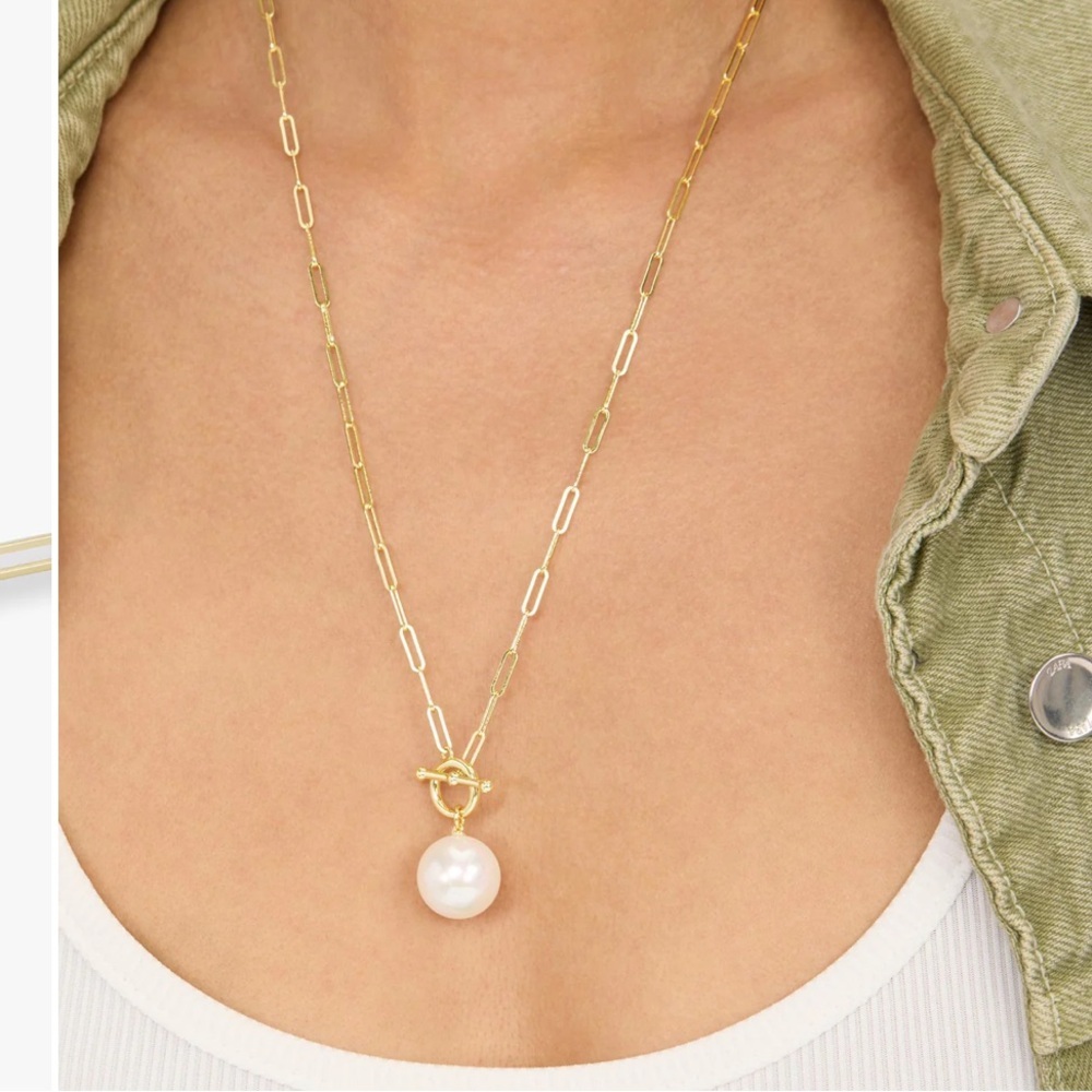 Melinda Maria Gold Life’s a ball pearl pendant necklace NEW - Picture 5 of 6